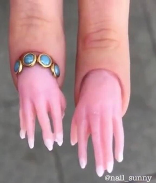 19. Отвратительно. Что тут еще скажешь?