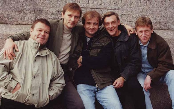 9. А в каком году-то состоялась премьера сериала?