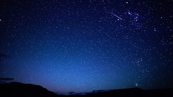 13. И последний вопрос: из какого вещества состоят звезды?