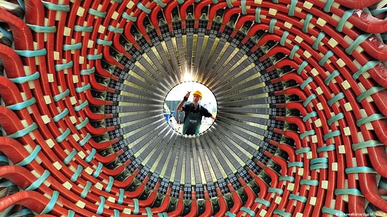 İlk Adım Siemens ve Şişecam'dan Gelmişti: Çalışanlarına Ara Zam ile Destek Olan Şirketlerin Sayısı Artıyor!