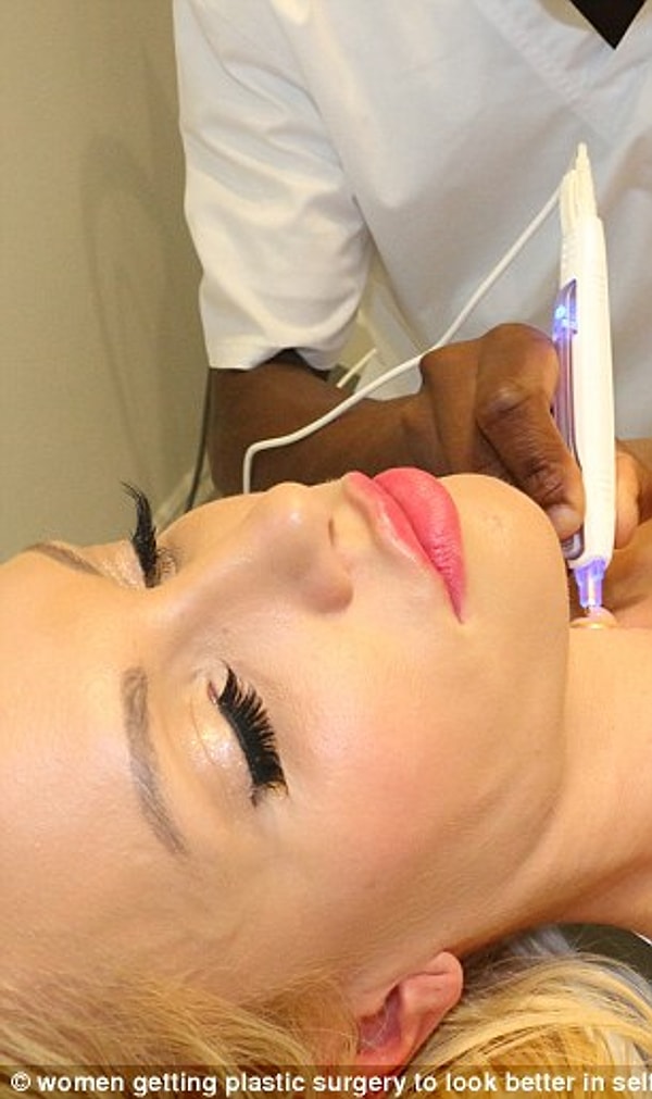 В то время как развитие эстетических коррекций продолжает идти полным ходом, теперь, кажется, невозможно предсказать, куда "красота" заведет людей в этой погоне.