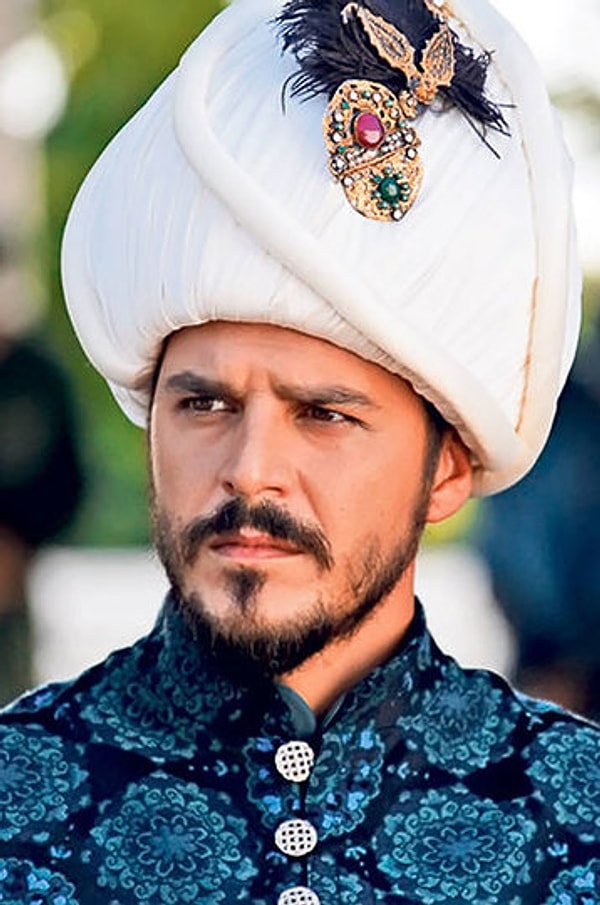 12. Мехмет Гюнсюр - 43 года