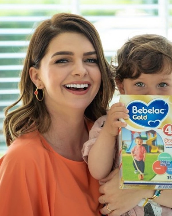 9. Пелин Карахан - 33 года