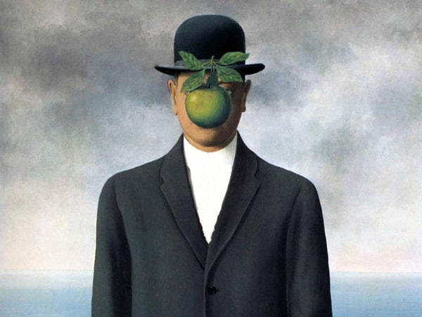 10. Чего не хватает на картине Рене Магритта "Сын человеческий"?