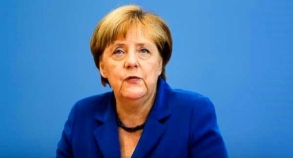 Angela Merkel: "Almanya olarak kalıcı ekonomik büyüme kaydeden Türkiye istiyoruz."