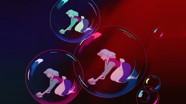 1. Нашли Микки на этом кадре из "Золушки"?