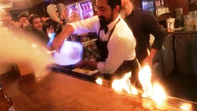 Tresnakova'nÄ±n eÅi ve diÄer 3 yabancÄ± turist hafif yaralandÄ±.