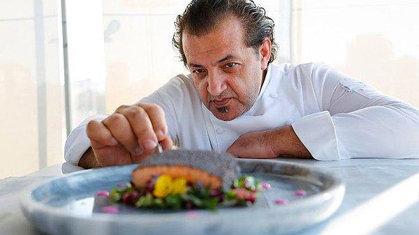 Mehmet şef iddialı: “Benim menülerimdeki yemeği başka bir yerde yiyemezsiniz, klasikler dışında.”