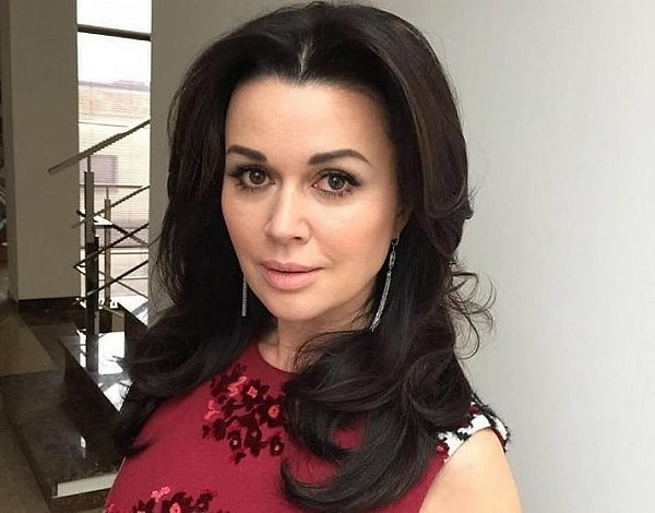 3. Анастасия Заворотнюк