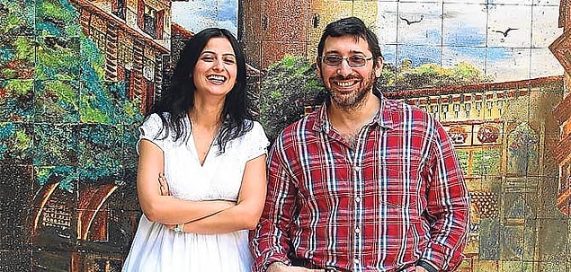 11. Senaristin geçirdiği beyin kanamasından sonraki ilk cümlesi: "Ezel ne durumda?" olmuştur...