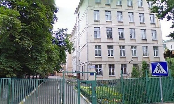 6. Из какого фильма эта постройка?