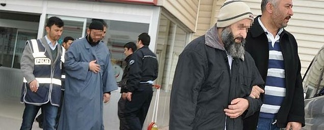 4. İzinsiz açtığı Kur'an kursunda kadınları etkileyerek birlikte olan ve onlardan para toplayan Sakallı Hoca