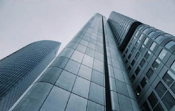 4. Это фото цветное?