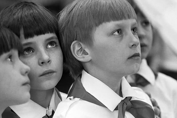 3. Каким был клич пионеров?