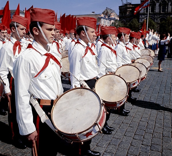 10. И последний вопрос: что было изображено на пионерском значке?