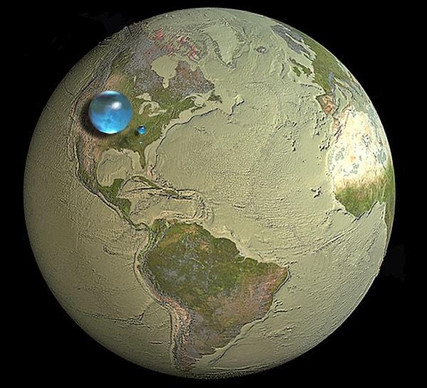 19. Dünya yüzeyinin yüzde 70’i suyla kaplı olabilir ama su, gezegenin kütlesinin 5 binde birinden daha azına tekamül ediyor.