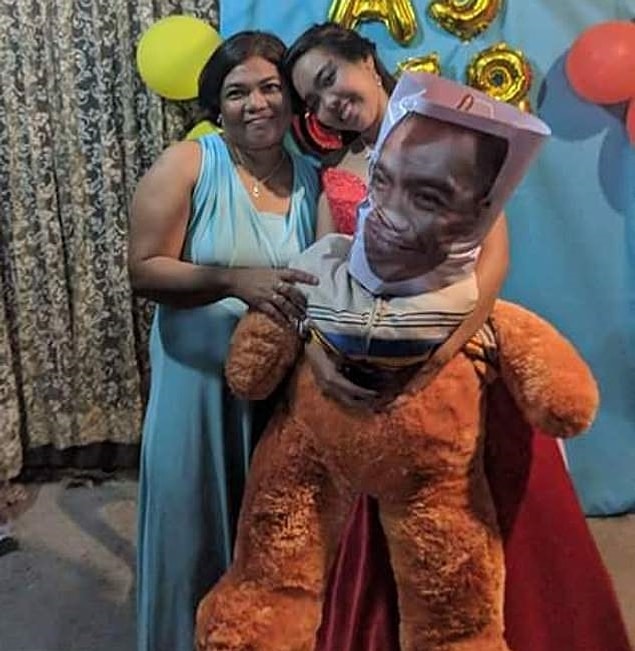 When she expected to miss her first dance with her father, her relatives made a surprise for her and it made her cry.