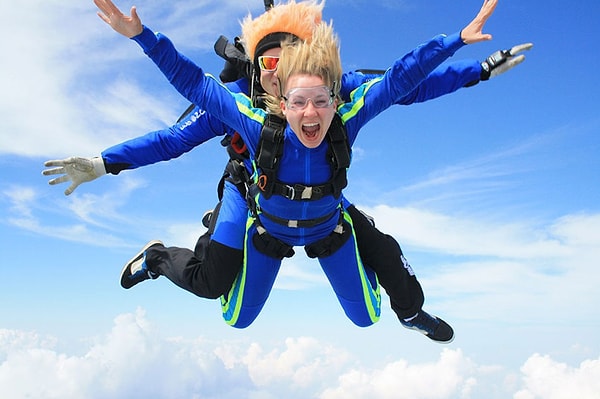 Вам нужен человек, с которым будет всегда будет весело!