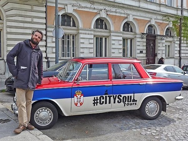 20. В Сербии каждый автомобиль должен иметь дышло и 1 метр веревки.