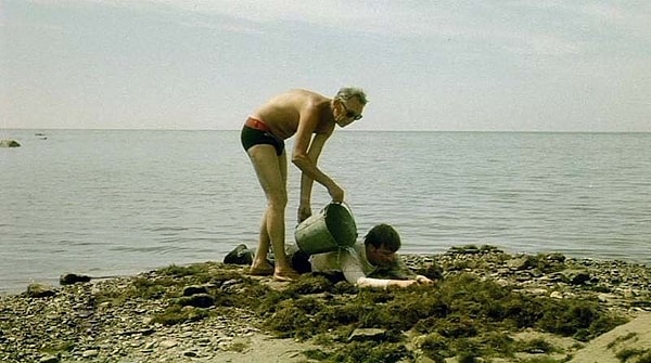 13. Леонид Гайдай и Андрей Миронов на съемках фильма «Бриллиантовая рука».