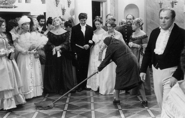 17. Перерыв на съемочной площадке «Мертвых душ».