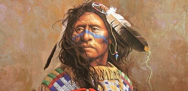 12. В Калифорнии индийские женщины натирали своих детей смесью древесной пыли и мочи, чтобы защитить их от суровой погоды. Ту же самую смесь применяли для татуировок.