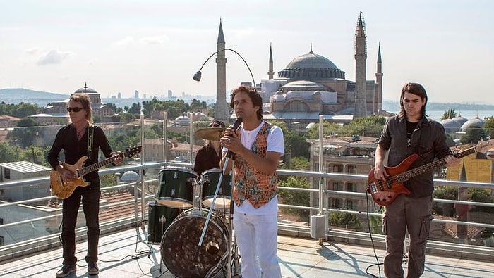 Gerekçe 'İslam Töresine Aykırılık': ‘Rockçı İmam' Meslekten İhraç Edildi