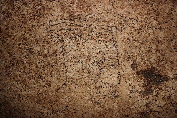 Keşfedilen kültür hazinesinde detaylı çizimler ve motifler üzerinde incelemeler sürüyor