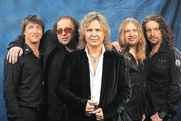 Данное фото ни о чем не скажет вам, потому что немногие знают в лицо участников группы