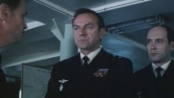 8. Какой из этих советских боевиков здесь является лишним? Подсказка: тест про 80-е годы