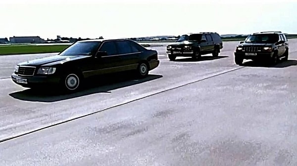 1. О каком автомобиле мечтали все, кто хотел стать "новым русским"?