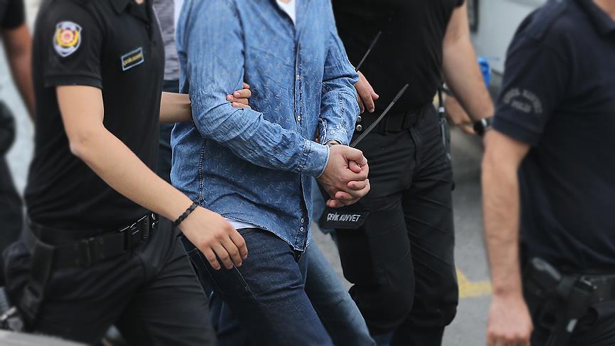 İstanbul Merkezli 5 İlde Operasyon: 31 Akademisyene Gözaltı İstanbul Merkezli 5 İlde Operasyon: 31 Akademisyene Gözaltı