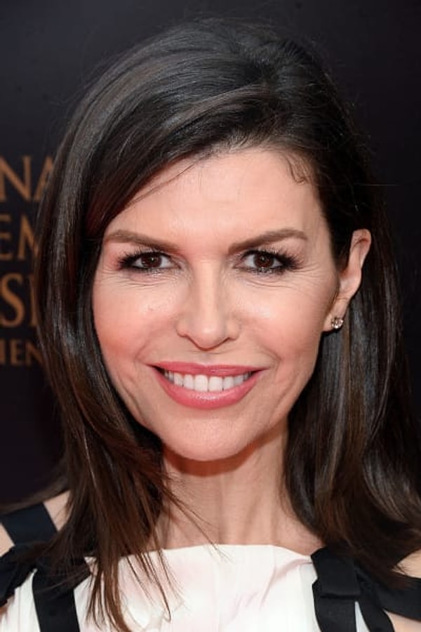 11. Финола Хьюз (Петти Холливелл) - 58 лет