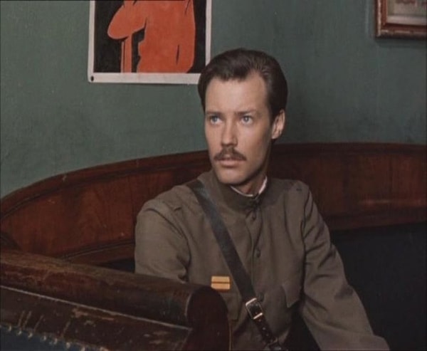 2. А как звали этого героя фильма "Место встречи изменить нельзя"?