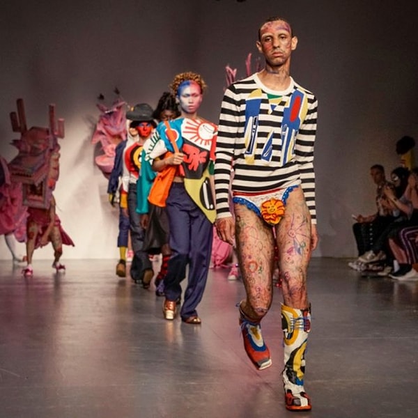 10. А так можно пойти на пляж,..