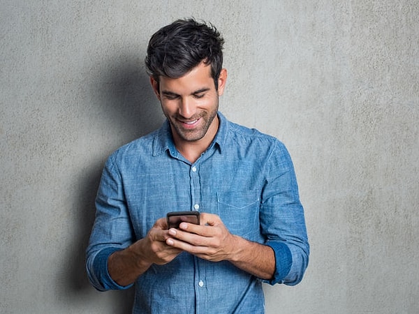 8. Ваш(а) бывший(-ая) общается с вашей семьёй?