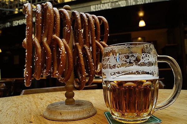 23. Kuzey Dakota eyaletinde aynı anda pretzel ve bira sipariş etmek kesinlikle yasak.