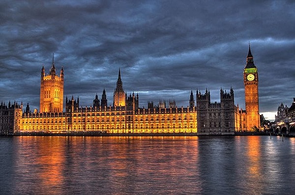 18. Londra'daki Meclis binalarında ölmek yasak!