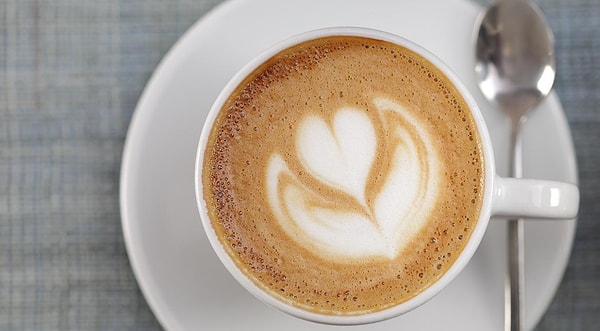 1. Как правильно пишется название этого бодрящего напитка?