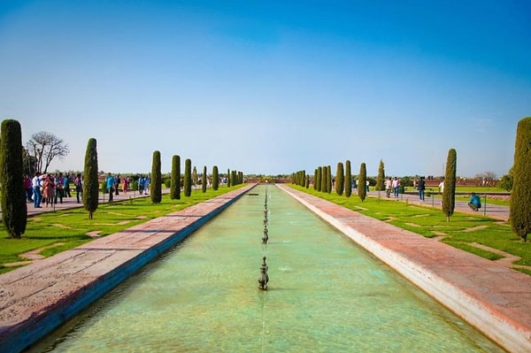 8. Что же это за место?