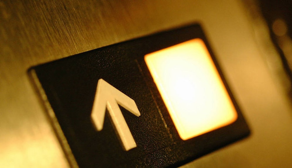 Sosyal Medyadan Yükselen Çağrı: #DolarDüştüZamlarıGeriAlın!