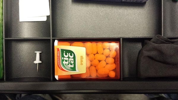 11. "А этот отсек мы сделаем для tic tac"