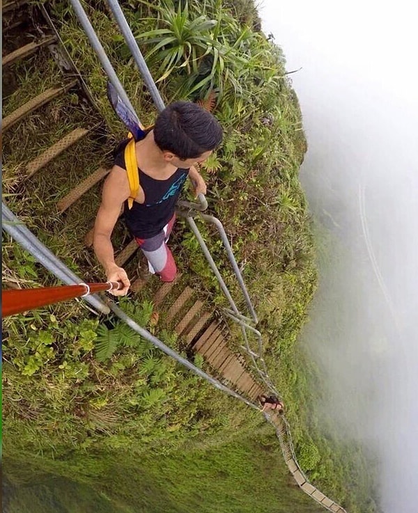 8. Лестница Хайку на Гавайях. Голова не закружилась?