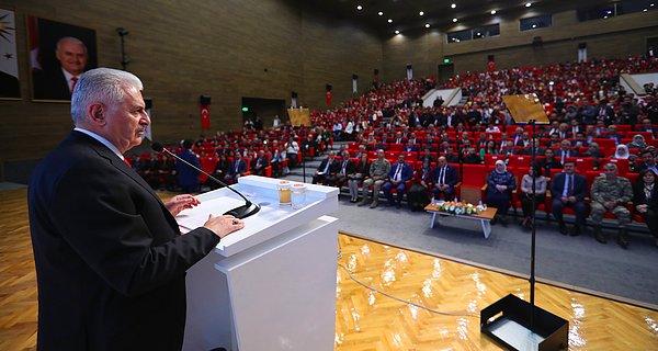 Yıldırım ayrıca Türkiye Cumhuriyeti'nin 10'uncu Cumhurbaşkanı Ahmet Necdet Sezer ile ilgili bir anısını anlattı.