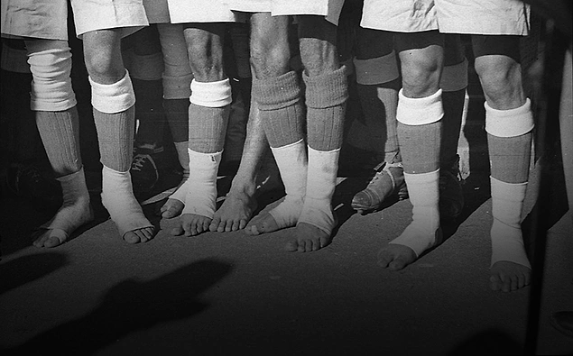 Hindistan, futbolcularÄ±nÄ±n yalÄ±n ayak oynamasÄ±na izin verilmemesi Ã¼zerine 1950 DÃ¼nya KupasÄ±'na katÄ±lmaktan vazgeÃ§ti.