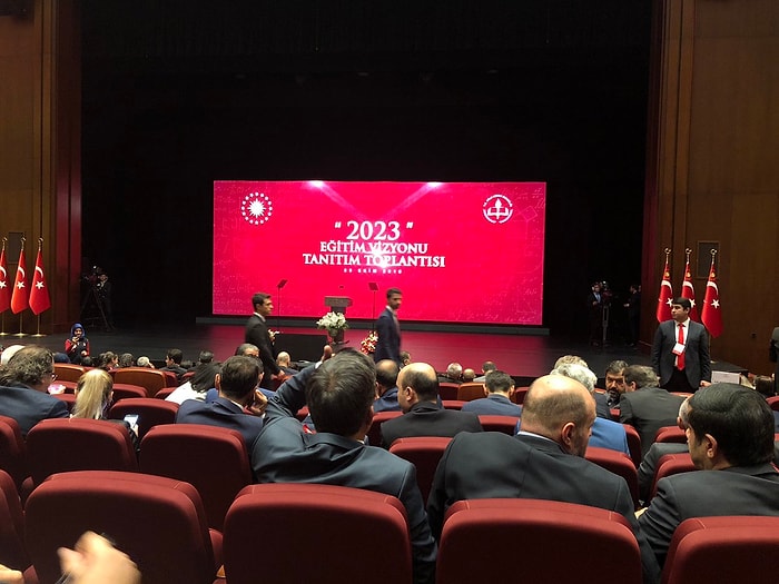 2023 Eğitim Vizyonu Açıklandı: 'Pedagojik Formasyonları MEB Verecek, Sözleşmeli Öğretmenlik Süresi Azalacak'