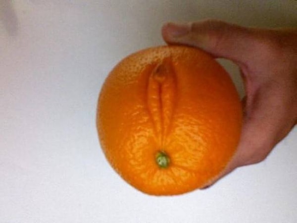 12. Кому апельсинку?