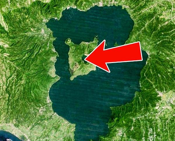 7. Filipinler'de bulunan adanın içindeki gölün içindeki adanın içindeki gölün içindeki adayı biliyor muydunuz?