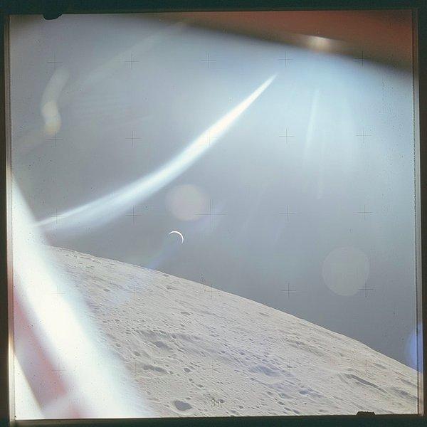 14. 47 yıl önce, dünyanın Apollo 15 ekibi tarafından aydan çekilmiş fotoğrafı.