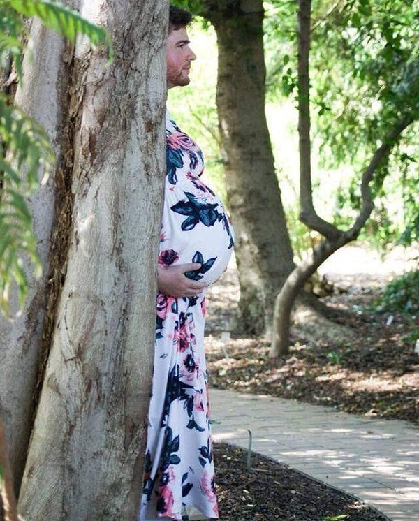 2. Ну вы же говорите «мы беременны». Вот и получайте.